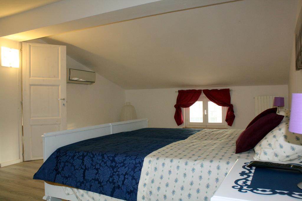 B&B Corte Del Garda Castelnuovo del Garda Szoba fotó